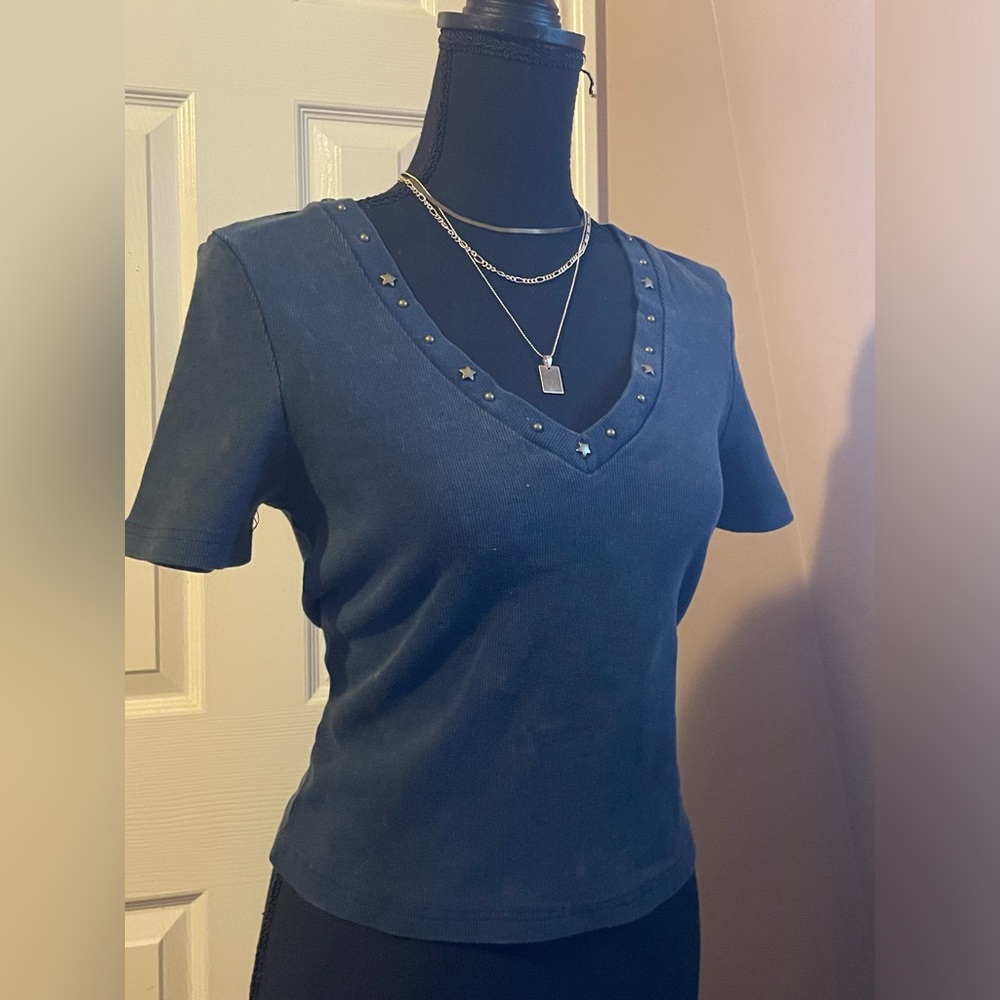 Studded V-Neck Short Sleeve Top - Navy